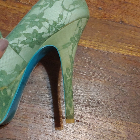 Mint green lace platform heels - Picture 5 of 5